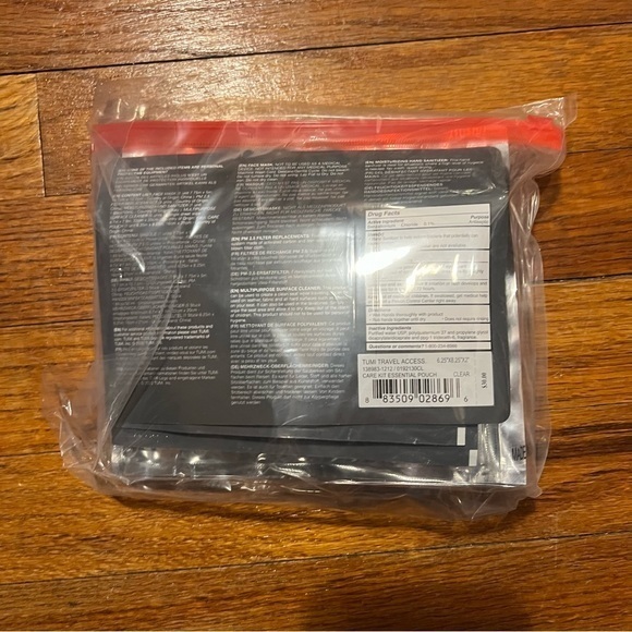 New tumi care kit - Picture 2 of 2